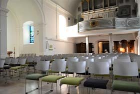 Linz-Urfahr: Adaptierung der Stadtpfarrkirche Urfahr für die Jugendkirche Grüner Anker 